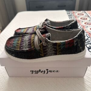 Gypsy Jazz Multicolor Patterned Sneakers